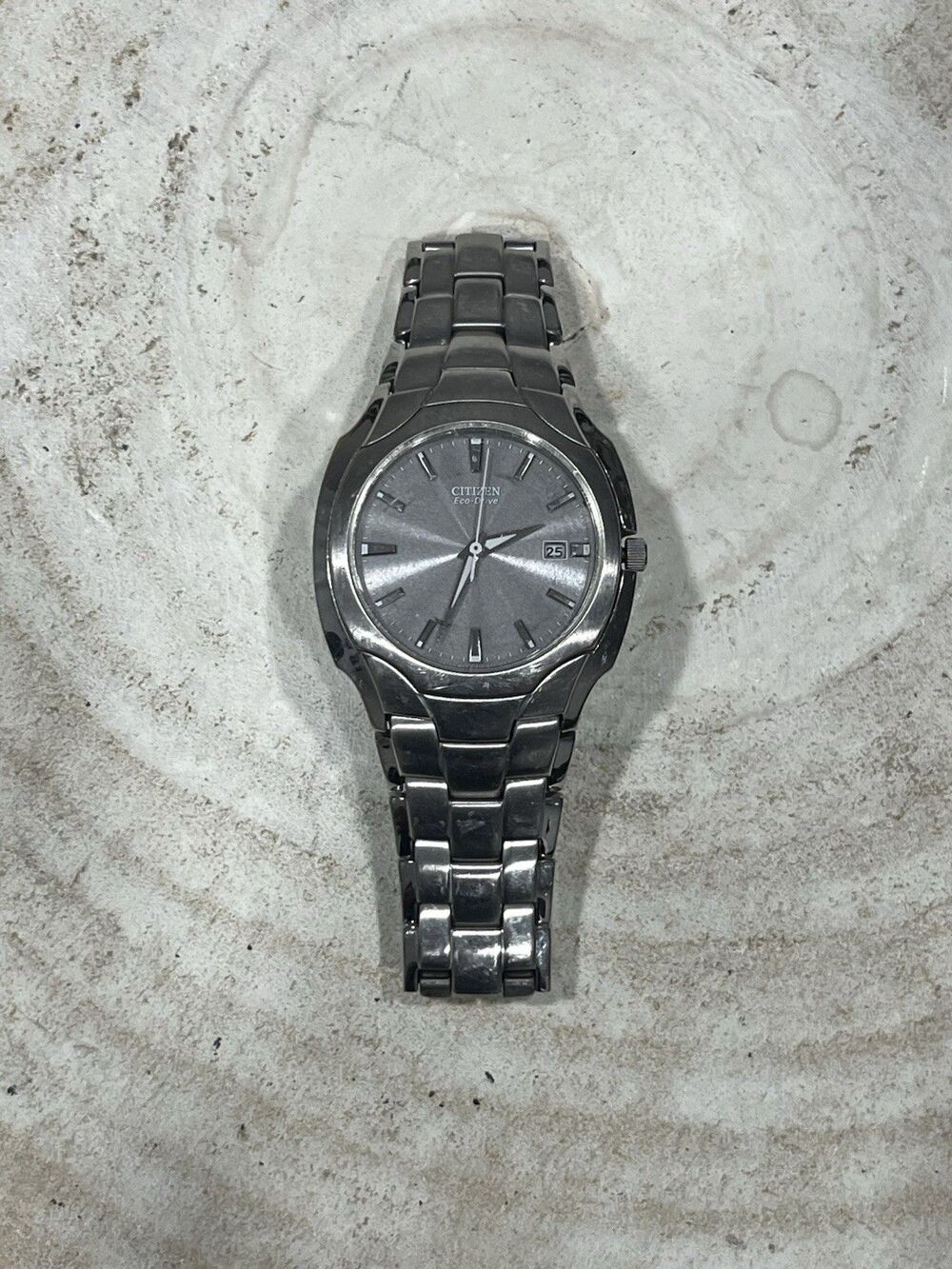 Citizen Eco-Drive 180 Paradigm Mens Watch E111-S022240 Gray Dial Stainless Steel